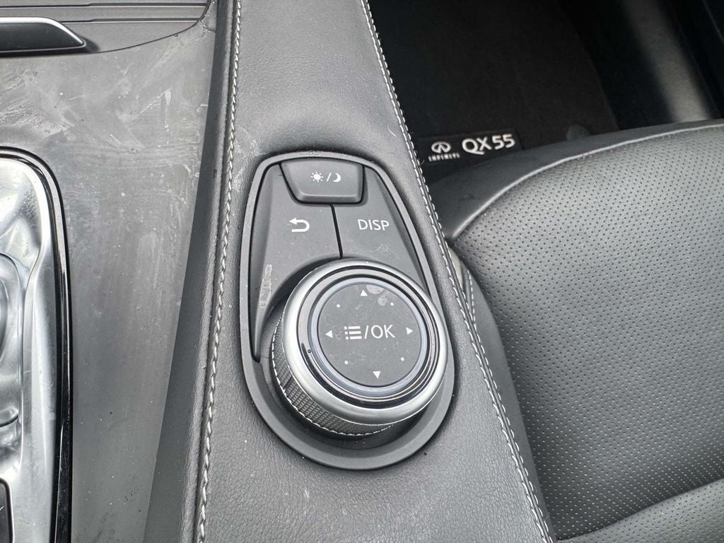 2023 INFINITI QX55 LUXE