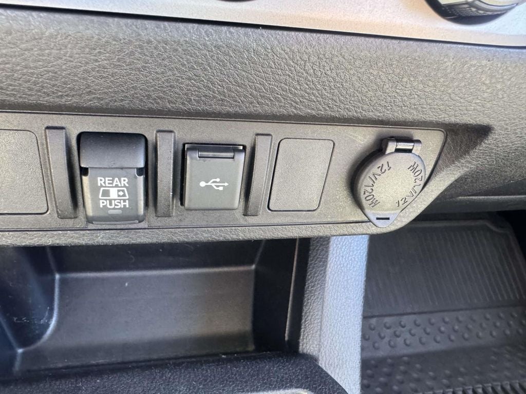 2020 Toyota Tacoma SR5 V6