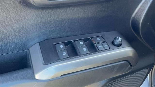 2020 Toyota Tacoma SR5 V6
