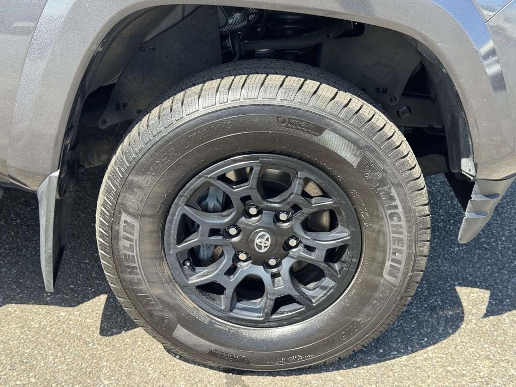 2021 Toyota Tacoma SR5 V6