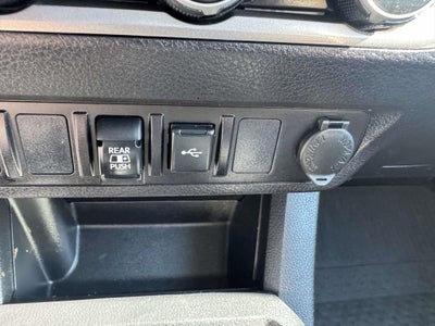 2022 Toyota Tacoma SR5 V6