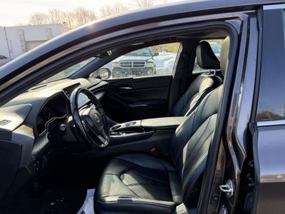 2019 Toyota Avalon XLE