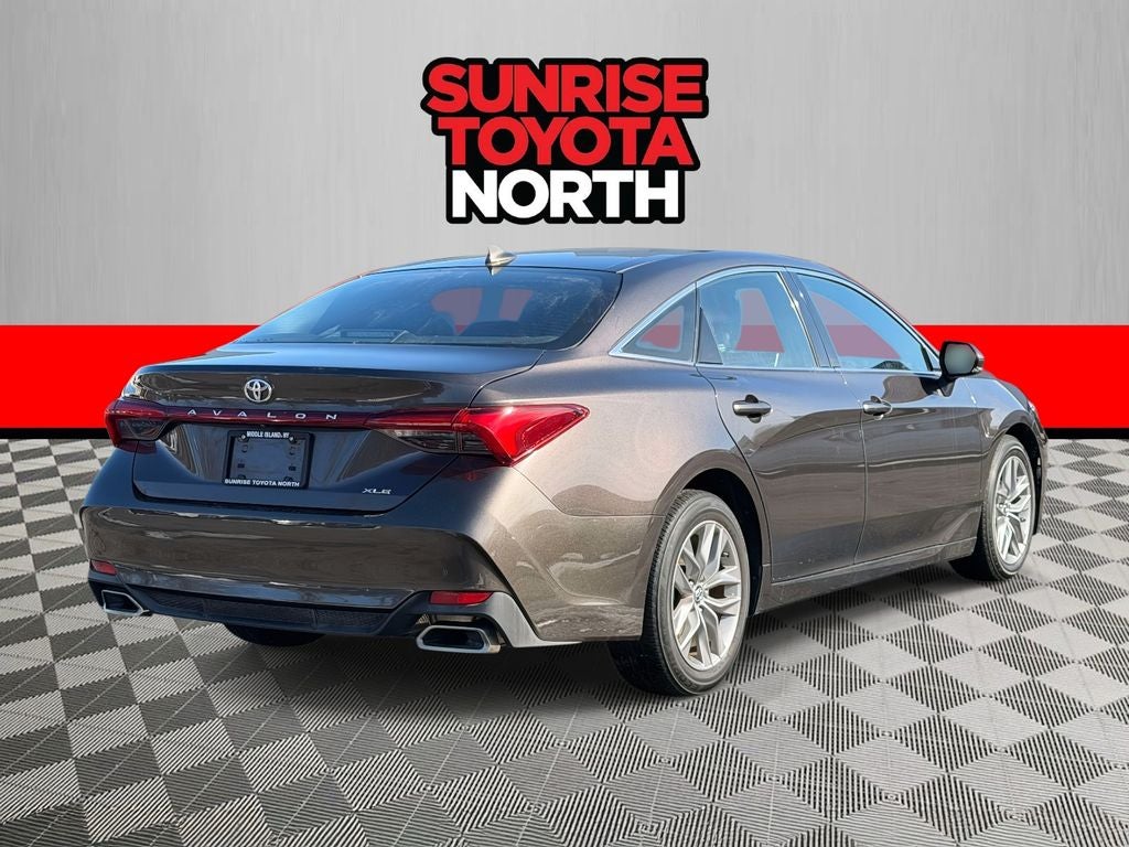 2019 Toyota Avalon XLE