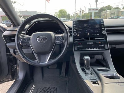 2019 Toyota Avalon XLE