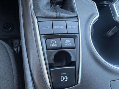 2023 Toyota Camry Hybrid LE