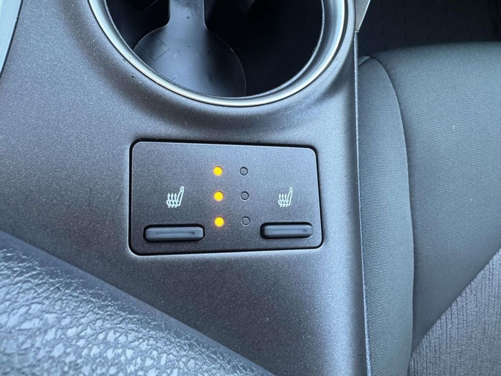 2023 Toyota Camry Hybrid LE