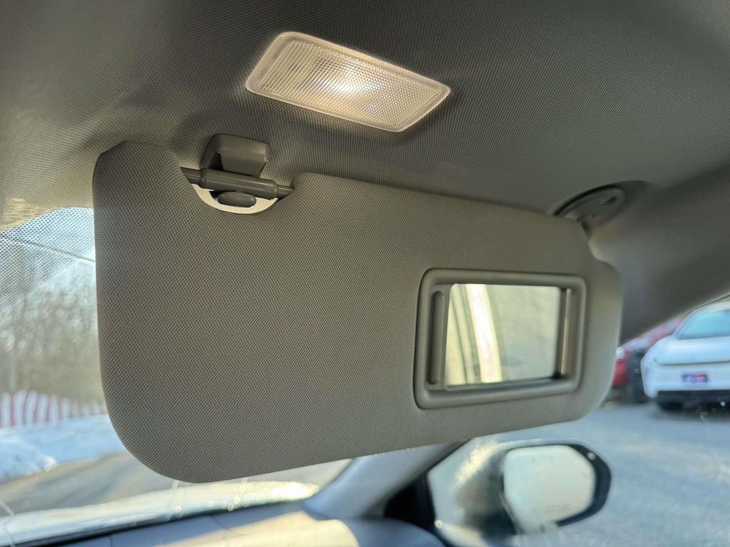 2023 Toyota Camry Hybrid LE