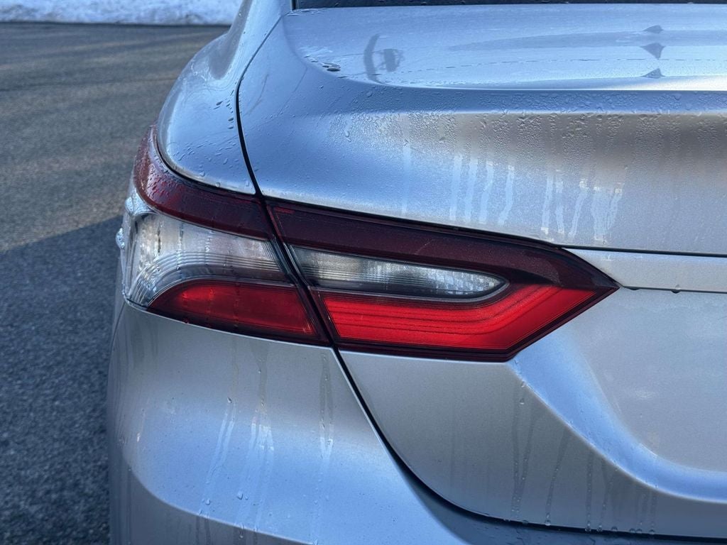 2023 Toyota Camry Hybrid LE