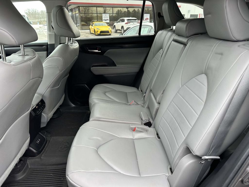 2023 Toyota Highlander XLE