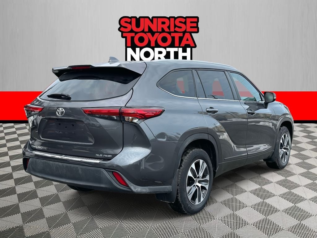 2023 Toyota Highlander XLE