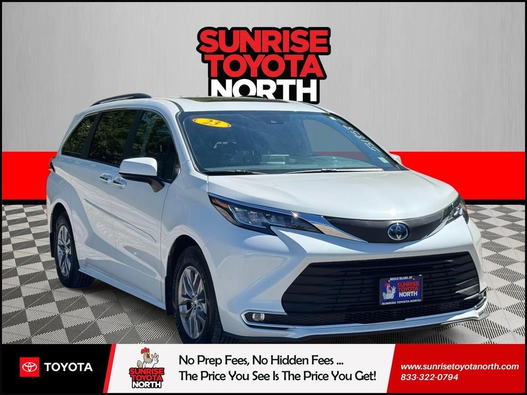 2023 Toyota Sienna XLE 7 Passenger