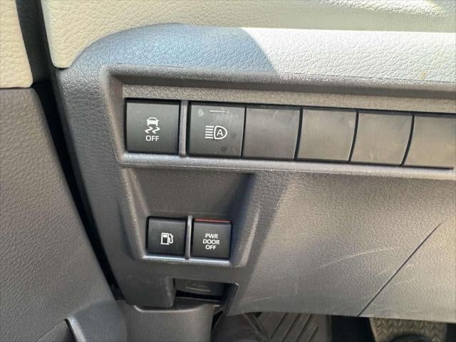 2023 Toyota Sienna XLE 7 Passenger