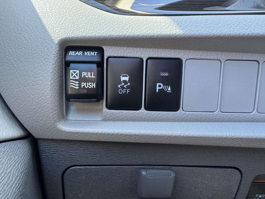 2020 Toyota Sienna XLE 8 Passenger