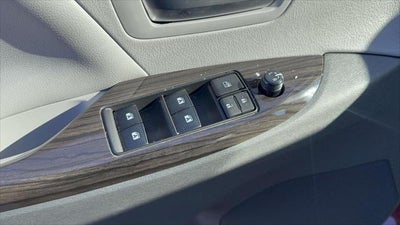 2020 Toyota Sienna XLE 8 Passenger