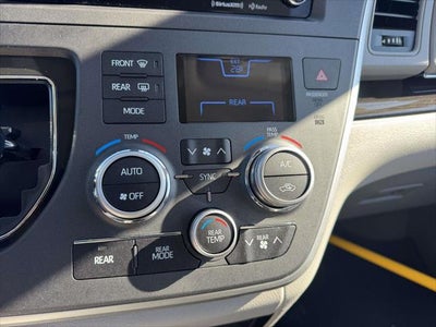 2020 Toyota Sienna XLE 8 Passenger