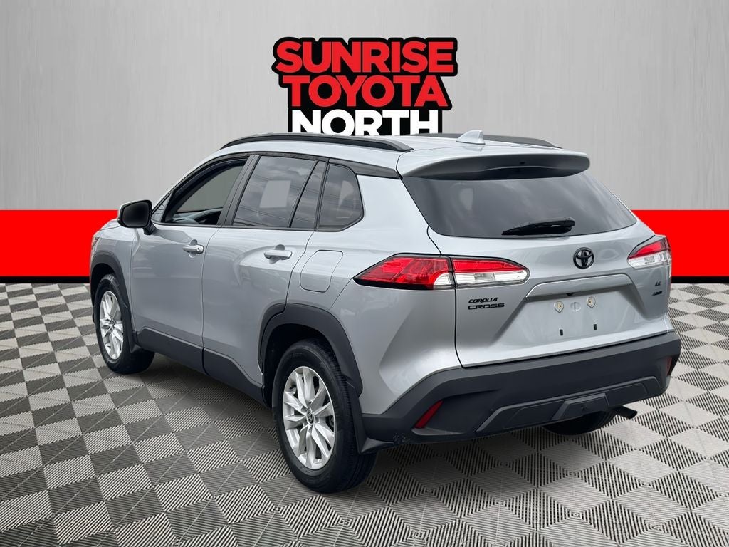 2022 Toyota Corolla Cross LE