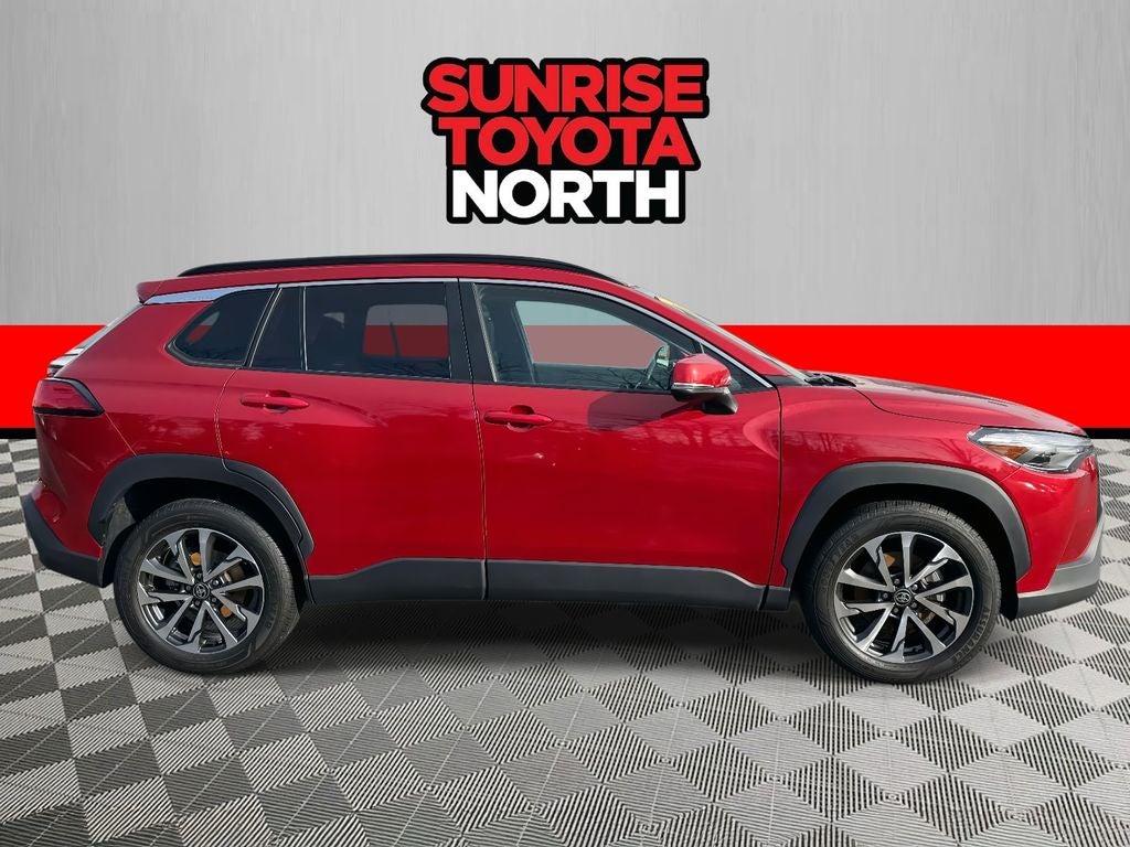 2024 Toyota Corolla Cross XLE