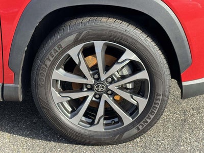 2024 Toyota Corolla Cross XLE