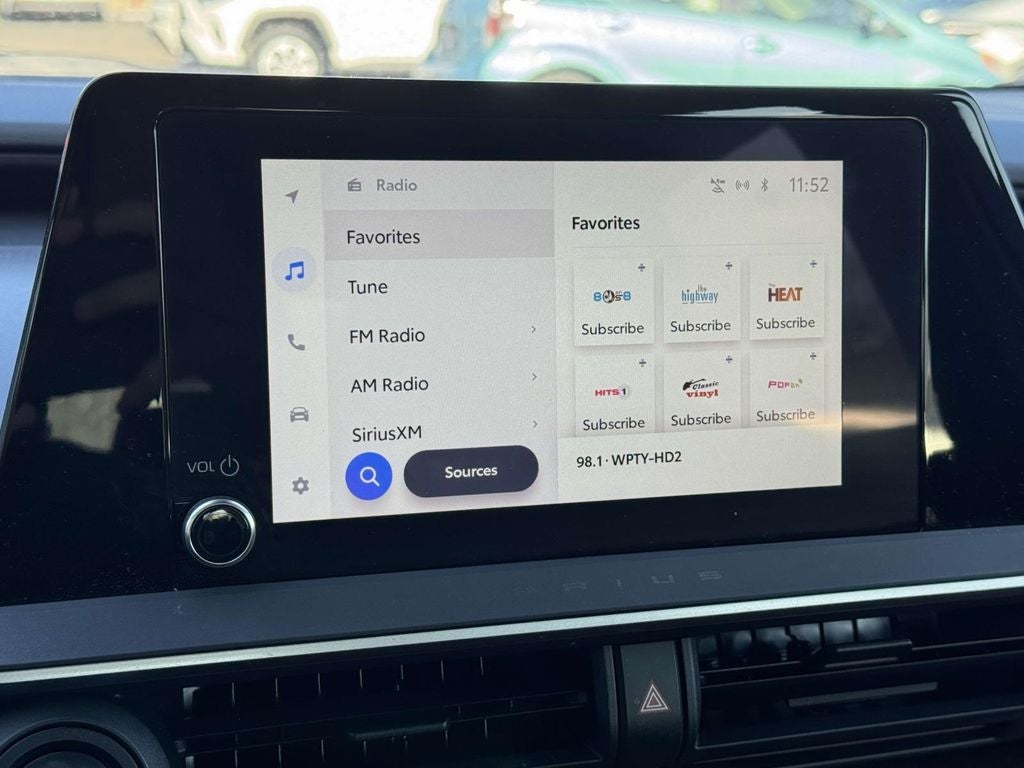 2025 Toyota Prius Plug-In Hybrid phev