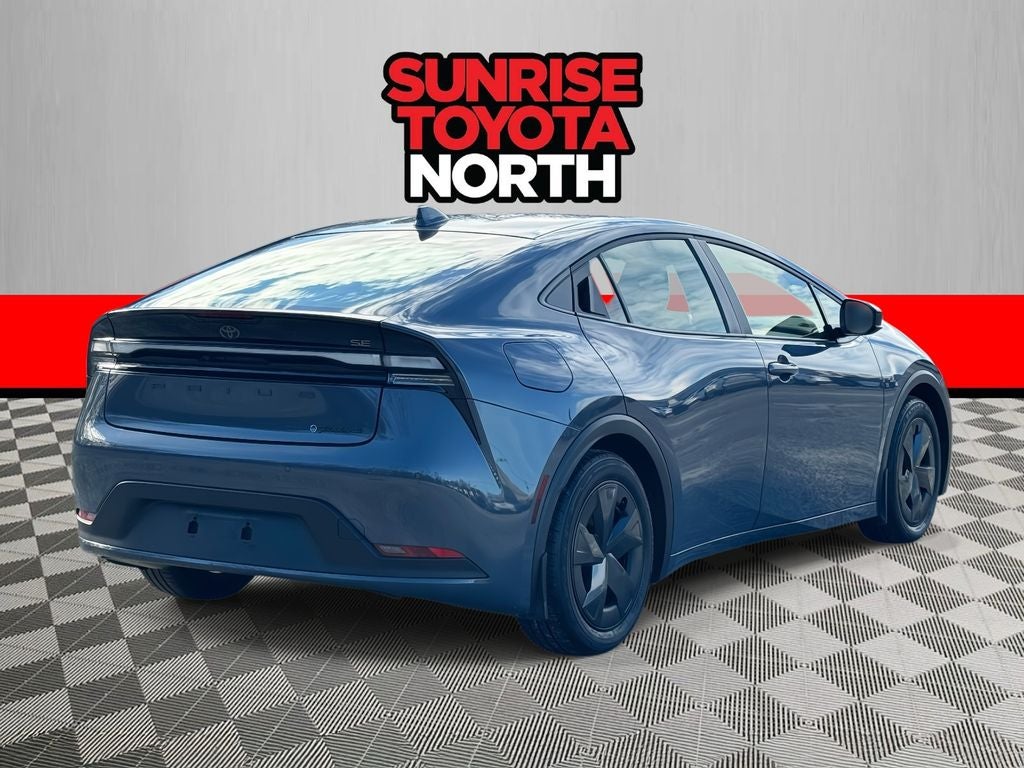 2024 Toyota Prius Prime SE