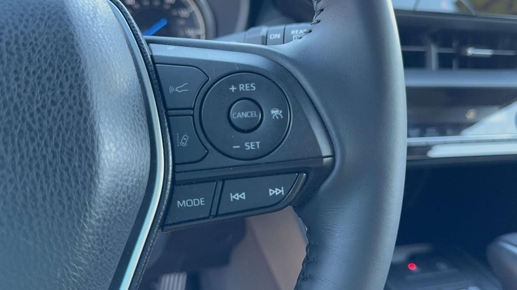 2023 Toyota Venza LE