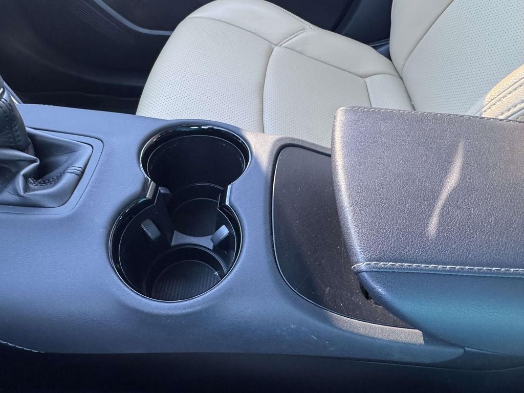 2023 Toyota Venza LE