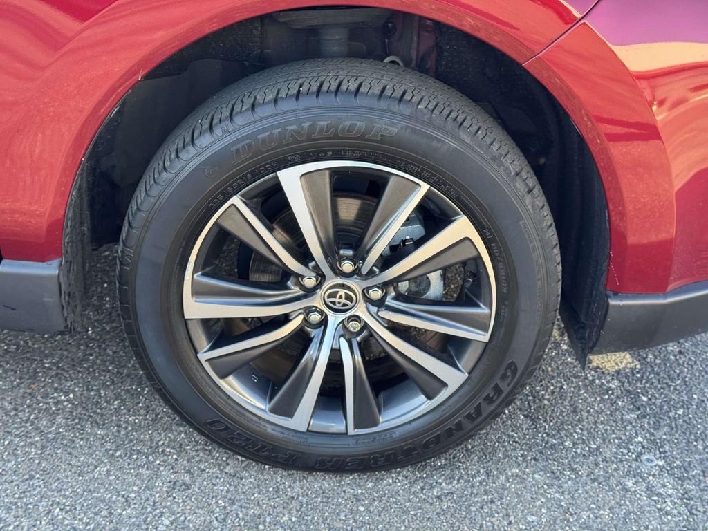 2023 Toyota Venza LE