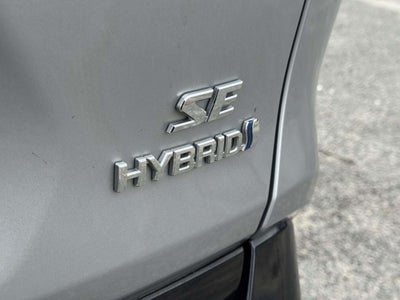 2022 Toyota RAV4 Hybrid SE
