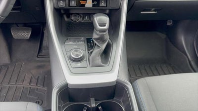 2022 Toyota RAV4 Hybrid SE