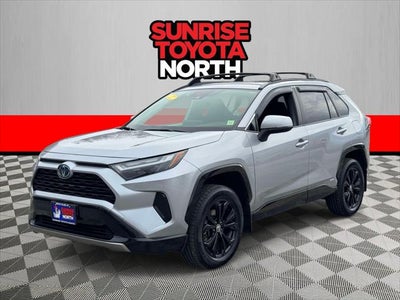2022 Toyota RAV4 Hybrid SE