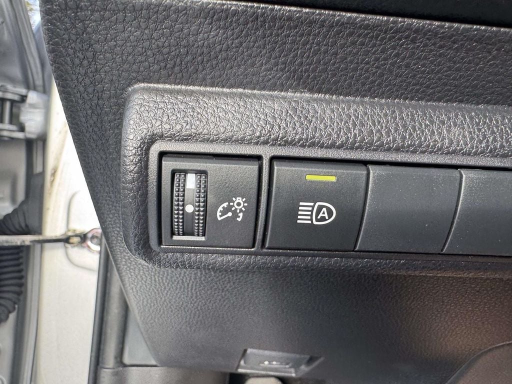 2023 Toyota Corolla Hatchback SE