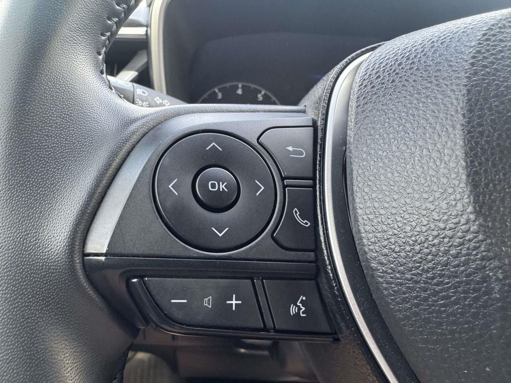 2023 Toyota Corolla Hatchback SE