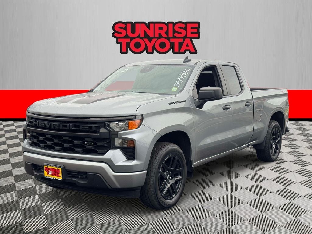 2023 Chevrolet Silverado 1500 Custom