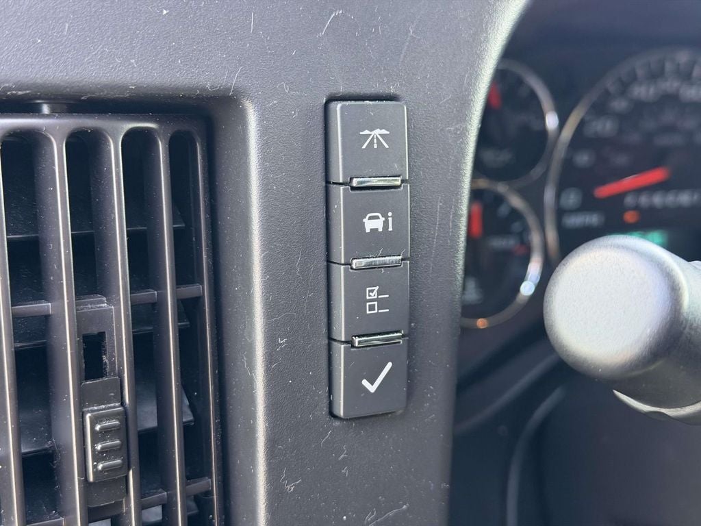 2024 Chevrolet Express 2500 Work Van Cargo