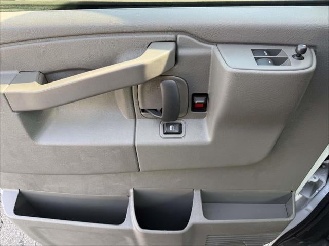 2024 Chevrolet Express 2500 Work Van Cargo