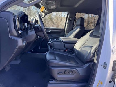 2024 GMC Sierra 1500 SLT Short Bed