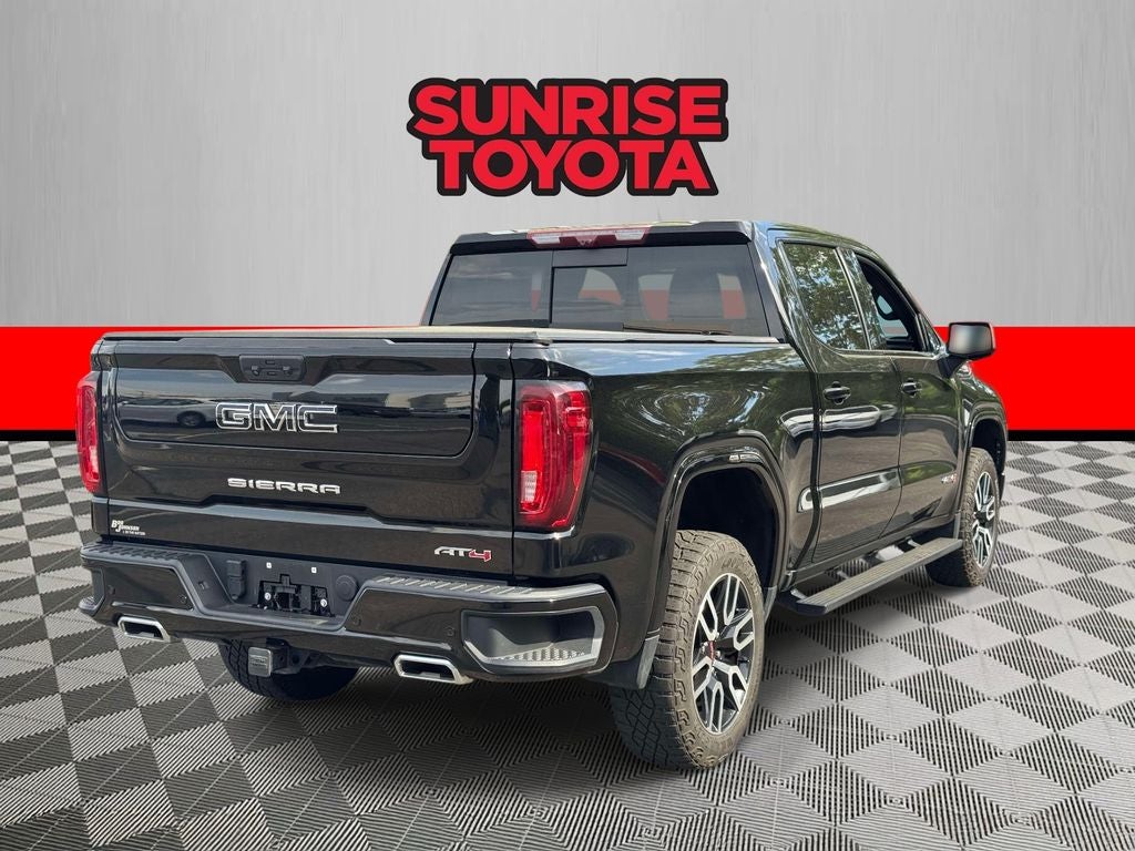 2023 GMC Sierra 1500 AT4