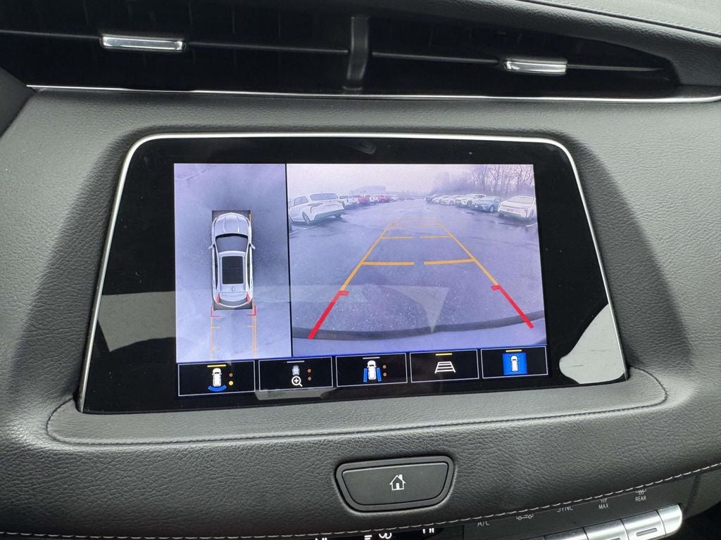 2023 Cadillac XT4 Premium Luxury