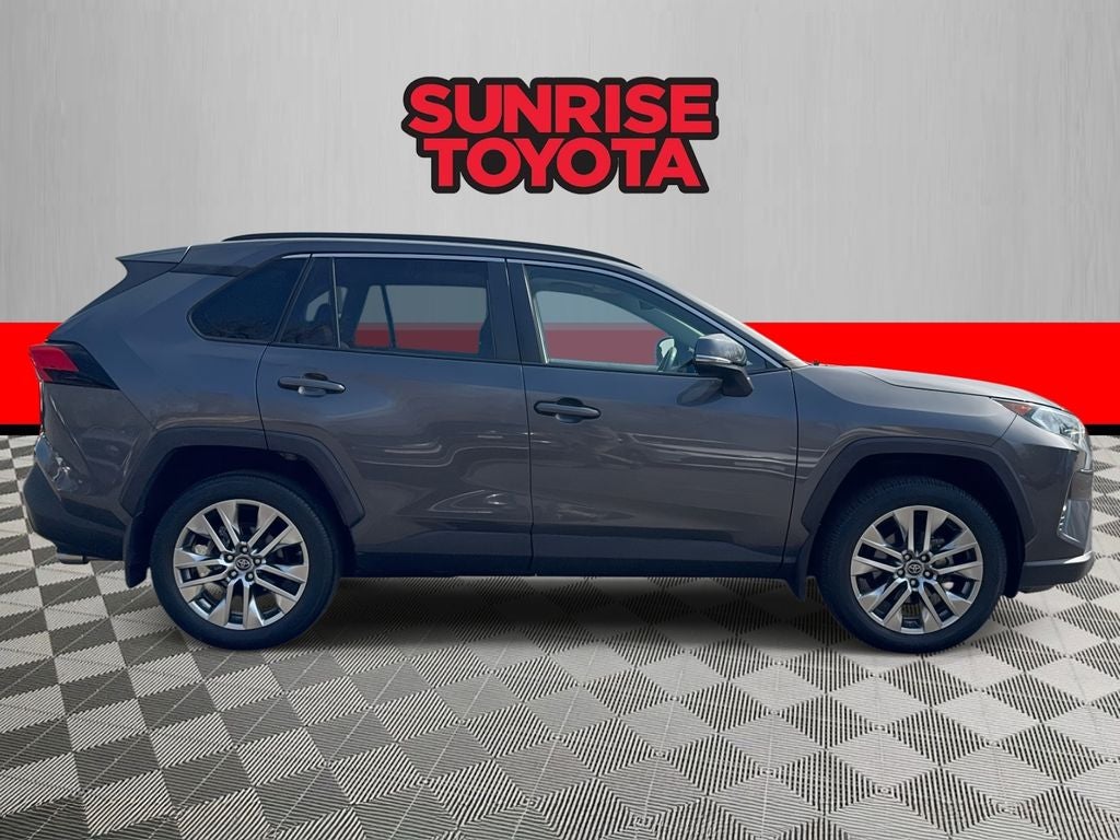2019 Toyota RAV4 XLE Premium