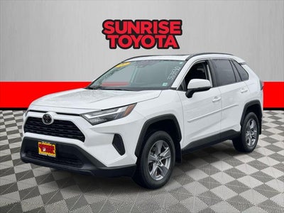 2022 Toyota RAV4 XLE