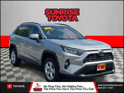 2020 Toyota RAV4 XLE