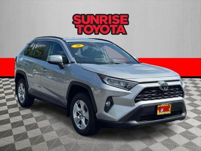 2020 Toyota RAV4 XLE