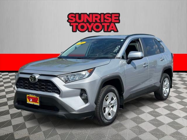 2020 Toyota RAV4 XLE