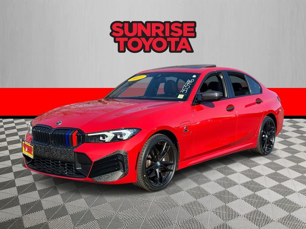 2023 BMW 3 Series 330e xDrive