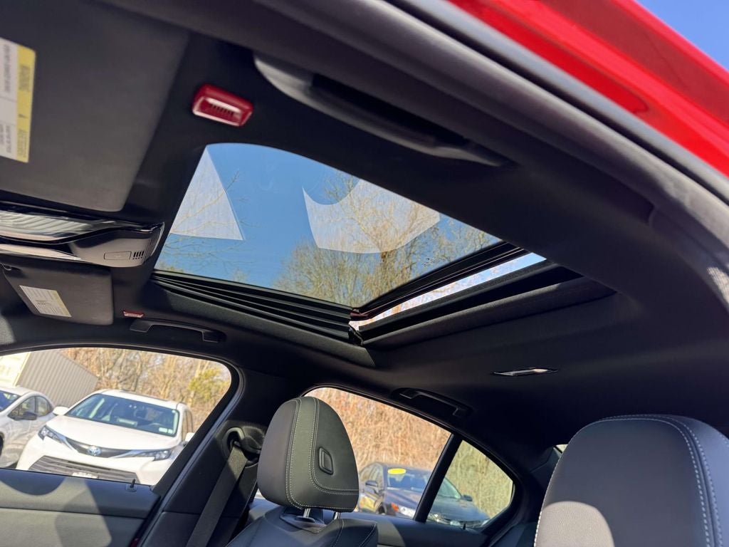 2023 BMW 3 Series 330e xDrive