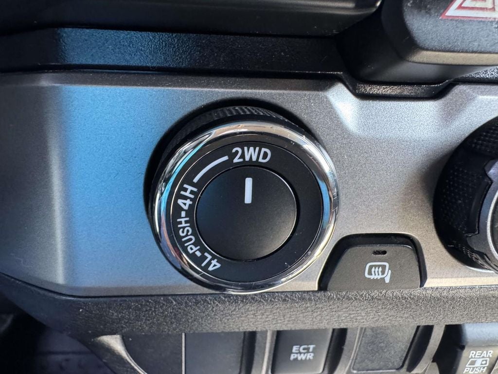 2020 Toyota Tacoma SR5 V6