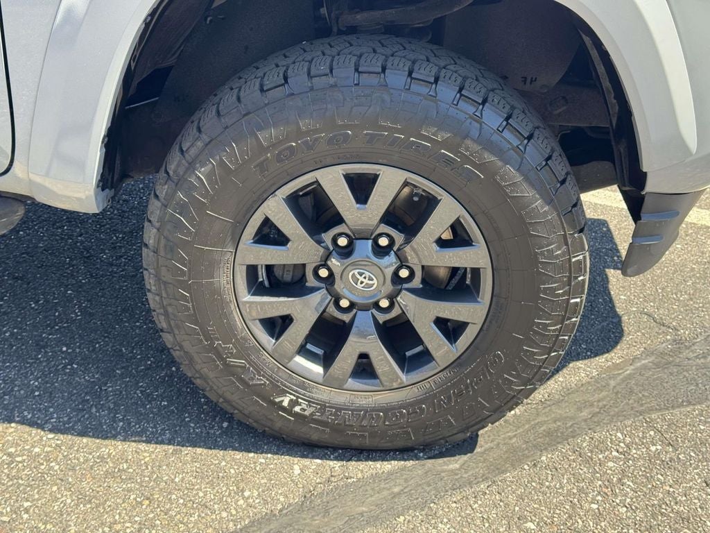 2021 Toyota Tacoma SR5 V6