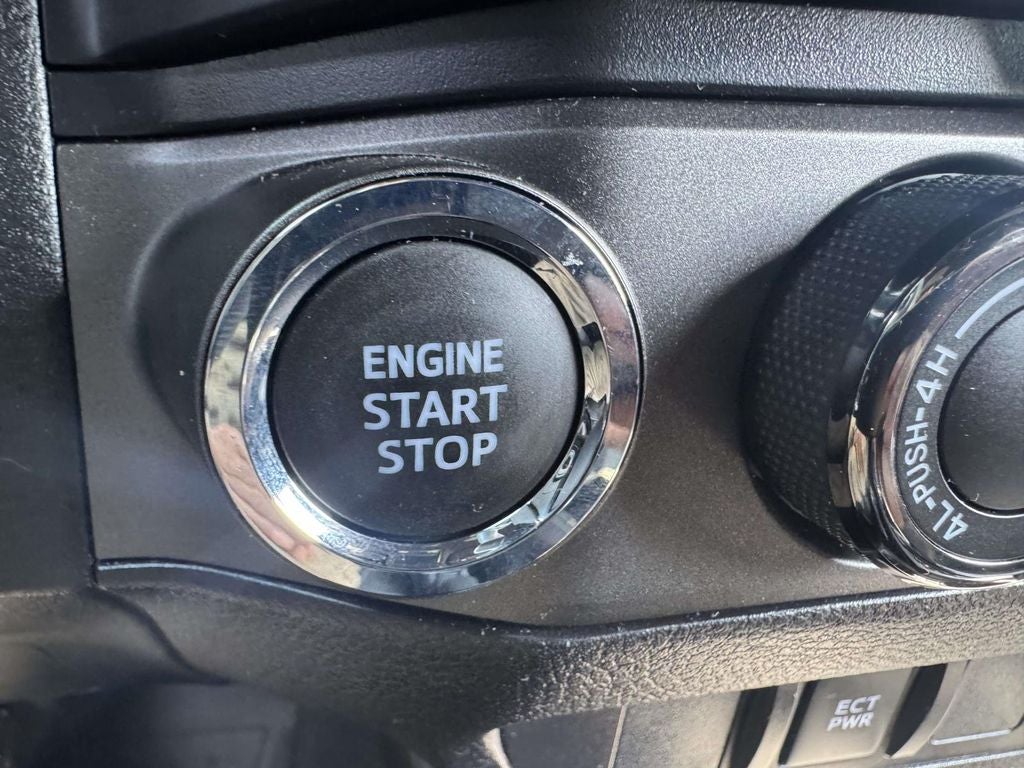 2023 Toyota Tacoma TRD Sport V6