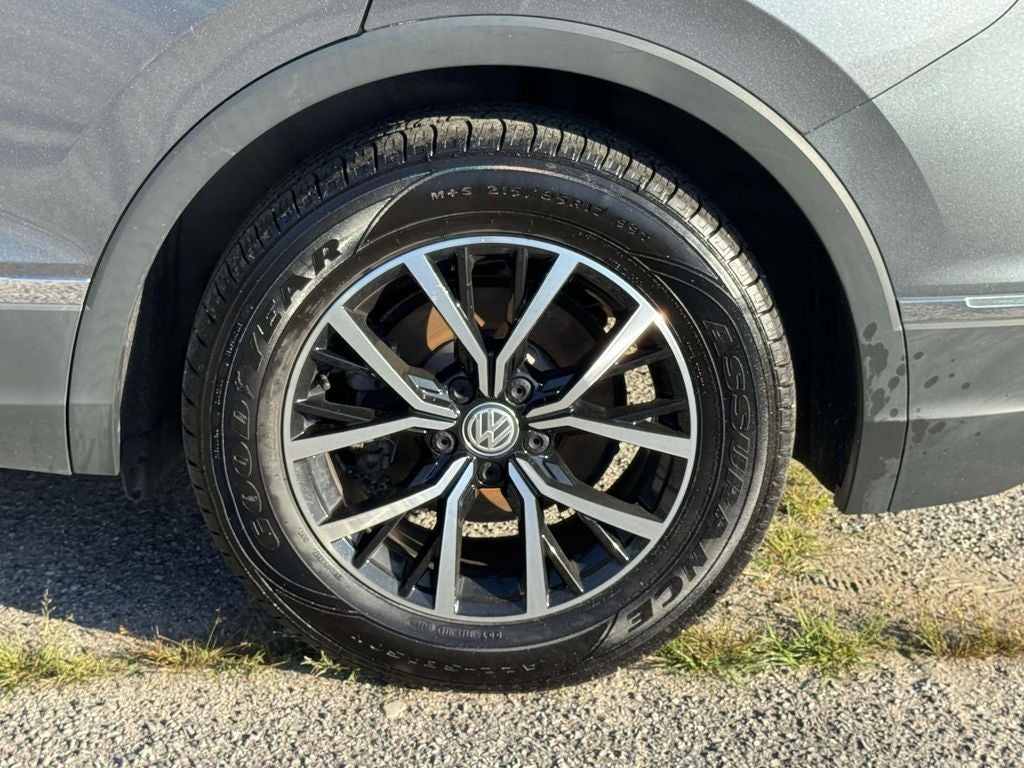 2021 Volkswagen Tiguan 2.0T SE R-Line Black