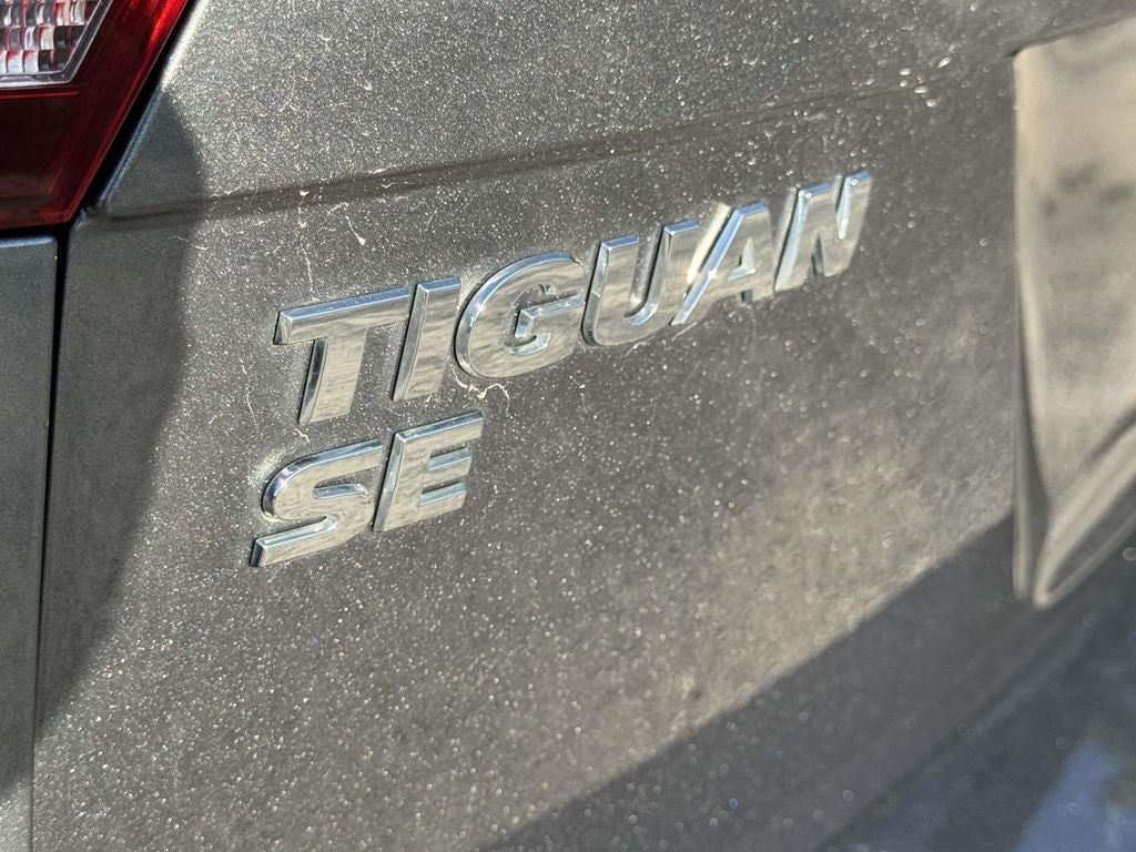 2021 Volkswagen Tiguan 2.0T SE R-Line Black